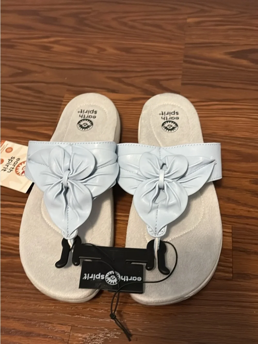 Earth Spirit Women's Light Blue Floral Knot Slide Sandals